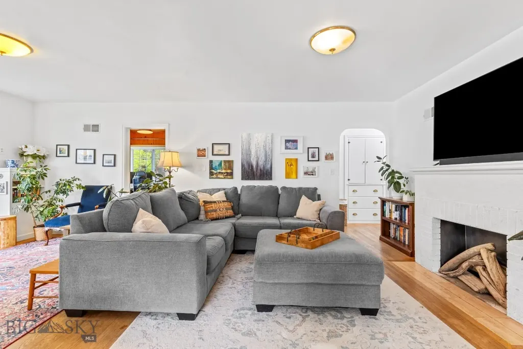 215 S 10th Street Livingston MT 59047