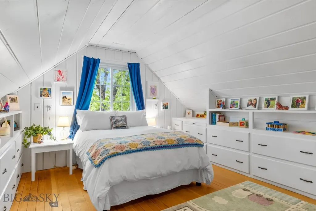 215 S 10th Street Livingston MT 59047