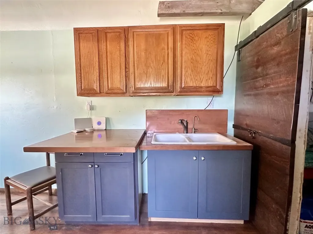 18600 Pole Gulch Three Forks MT 59752