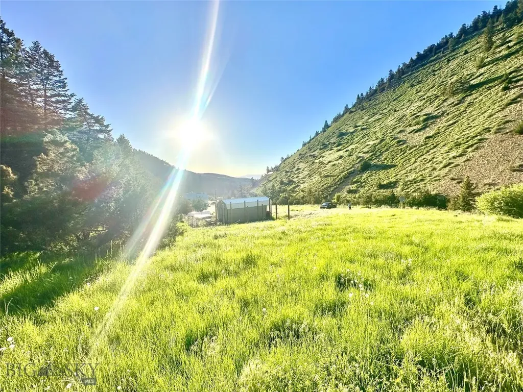 18600 Pole Gulch Three Forks MT 59752