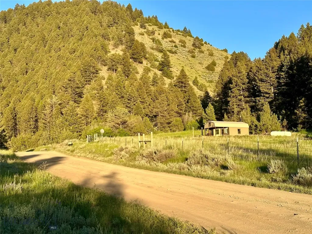 18600 Pole Gulch Three Forks MT 59752