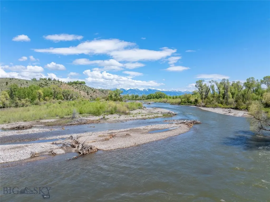 1069 Yucca Pass Road Manhattan MT 59714