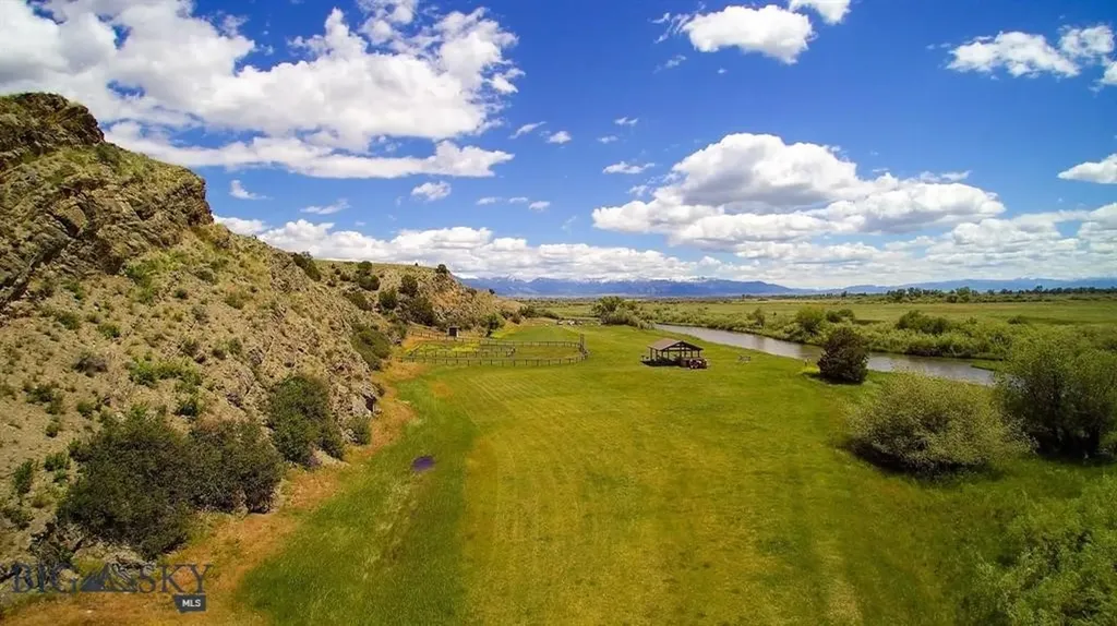 1069 Yucca Pass Road Manhattan MT 59714