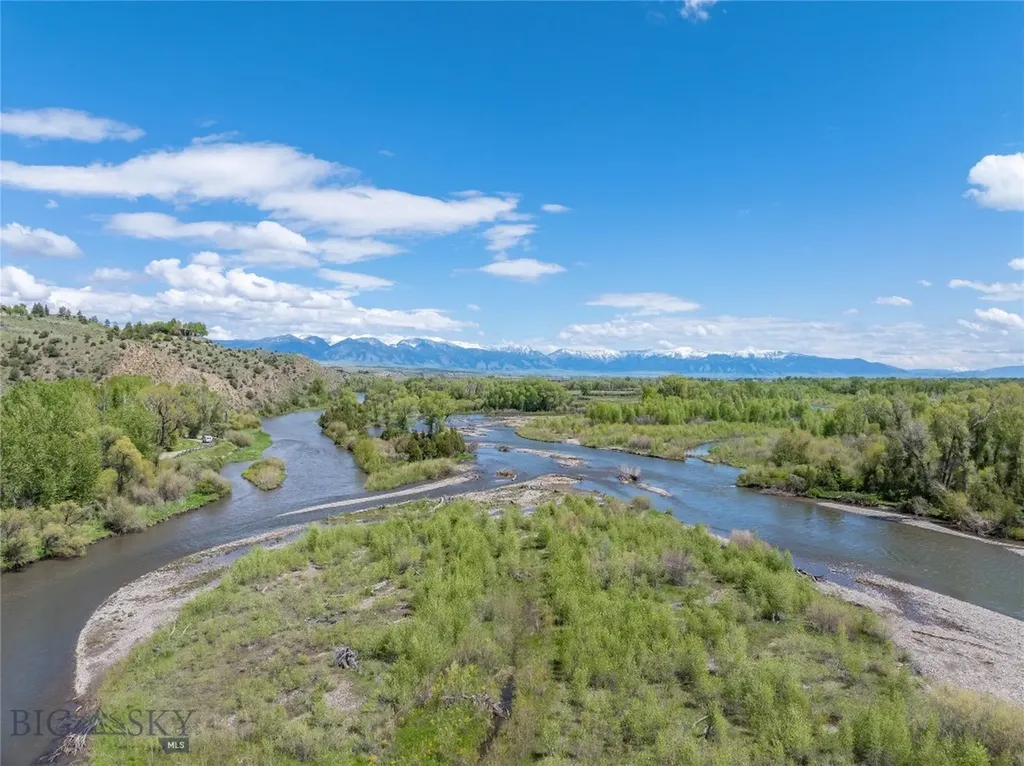 1069 Yucca Pass Road Manhattan MT 59714