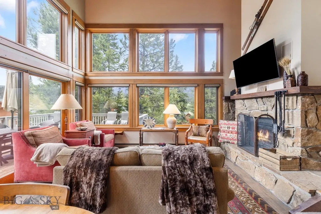 75 Rose Hip Circle Big Sky MT 59716