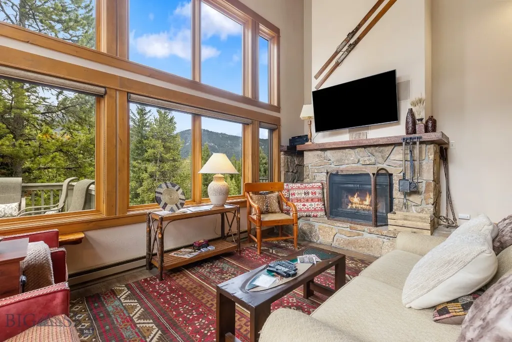75 Rose Hip Circle Big Sky MT 59716