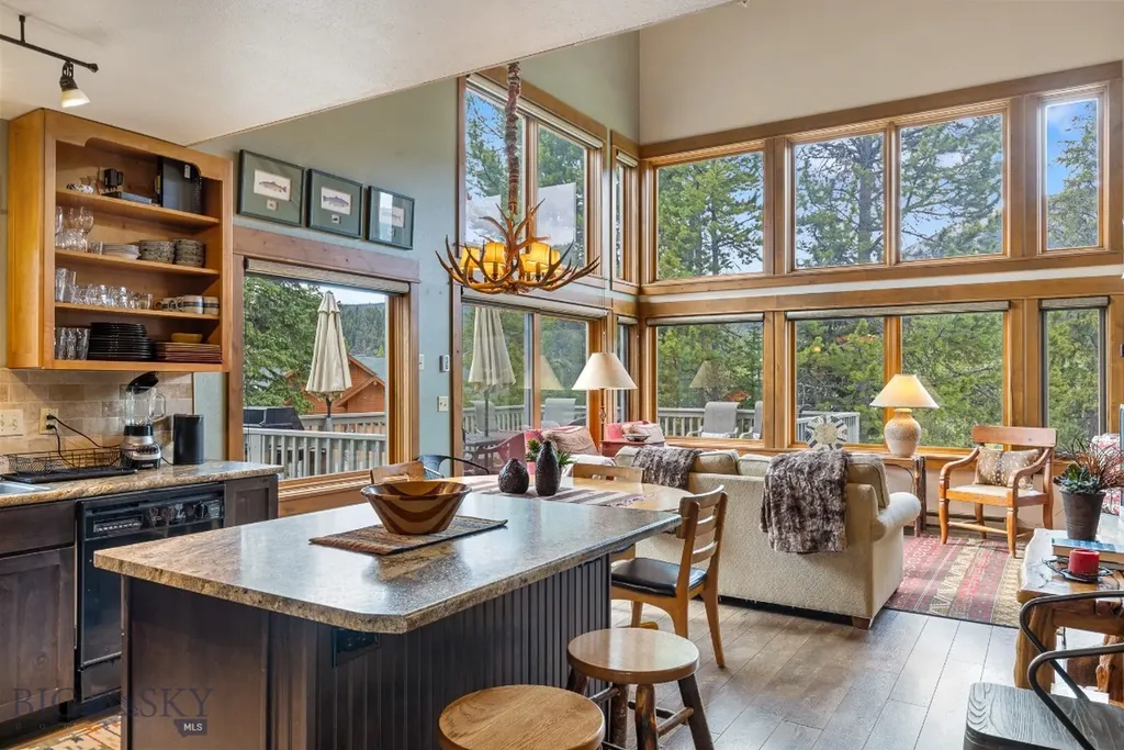 75 Rose Hip Circle Big Sky MT 59716