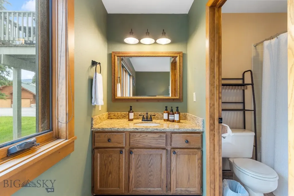 75 Rose Hip Circle Big Sky MT 59716
