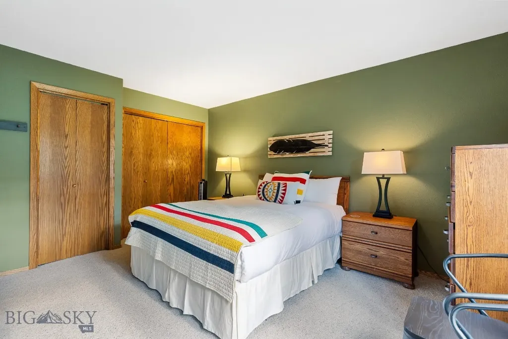 75 Rose Hip Circle Big Sky MT 59716