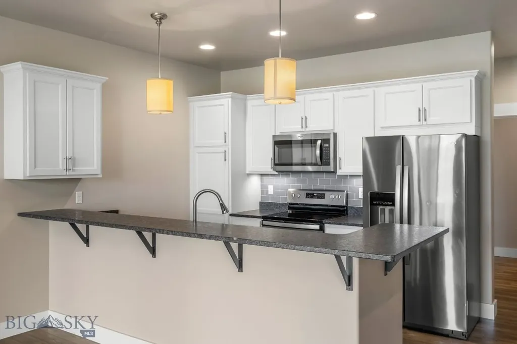 3123 Warbler Way Bozeman MT 59718