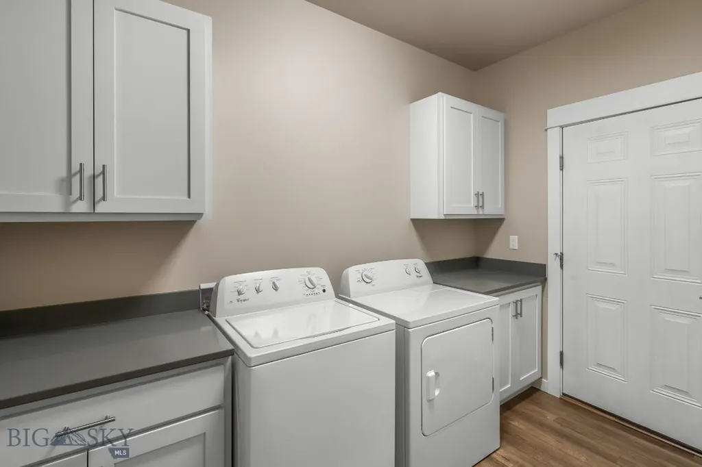 3123 Warbler Way Bozeman MT 59718