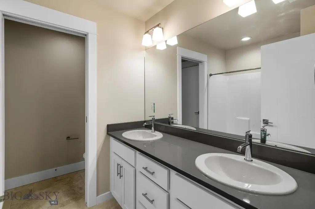 3123 Warbler Way Bozeman MT 59718