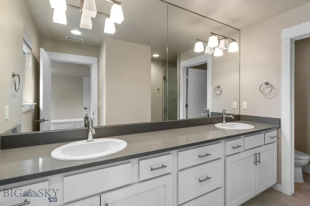 3123 Warbler Way Bozeman MT 59718