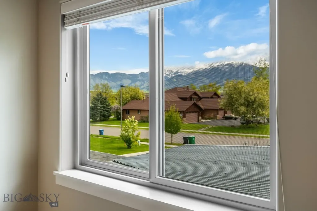 3123 Warbler Way Bozeman MT 59718