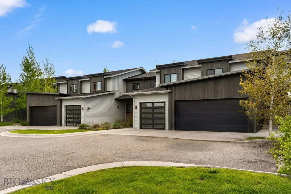 3123 Warbler Way Bozeman MT 59718