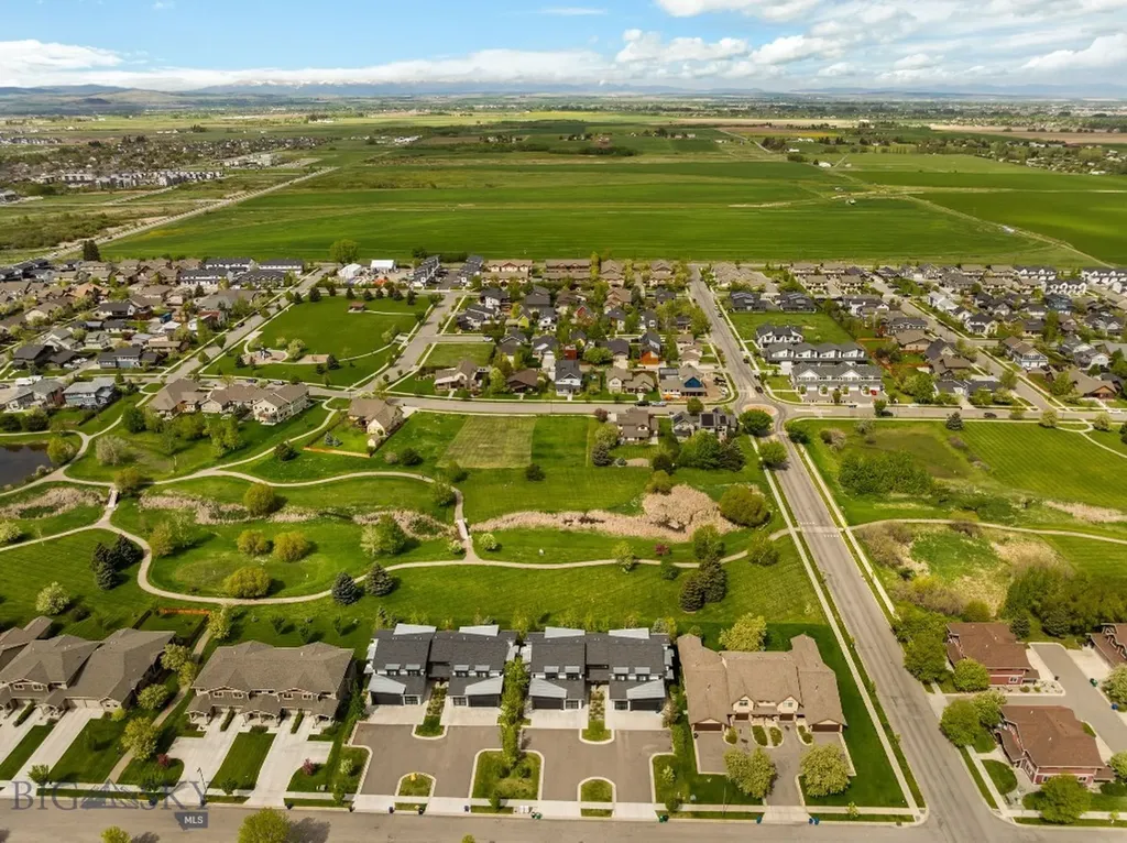 3123 Warbler Way Bozeman MT 59718