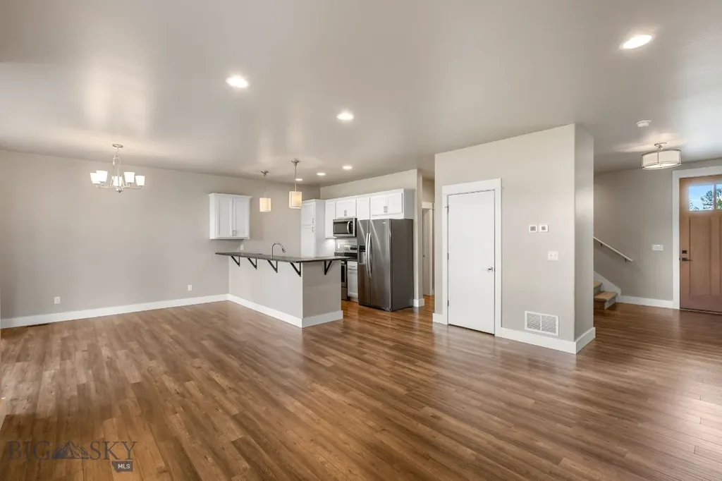 3123 Warbler Way Bozeman MT 59718