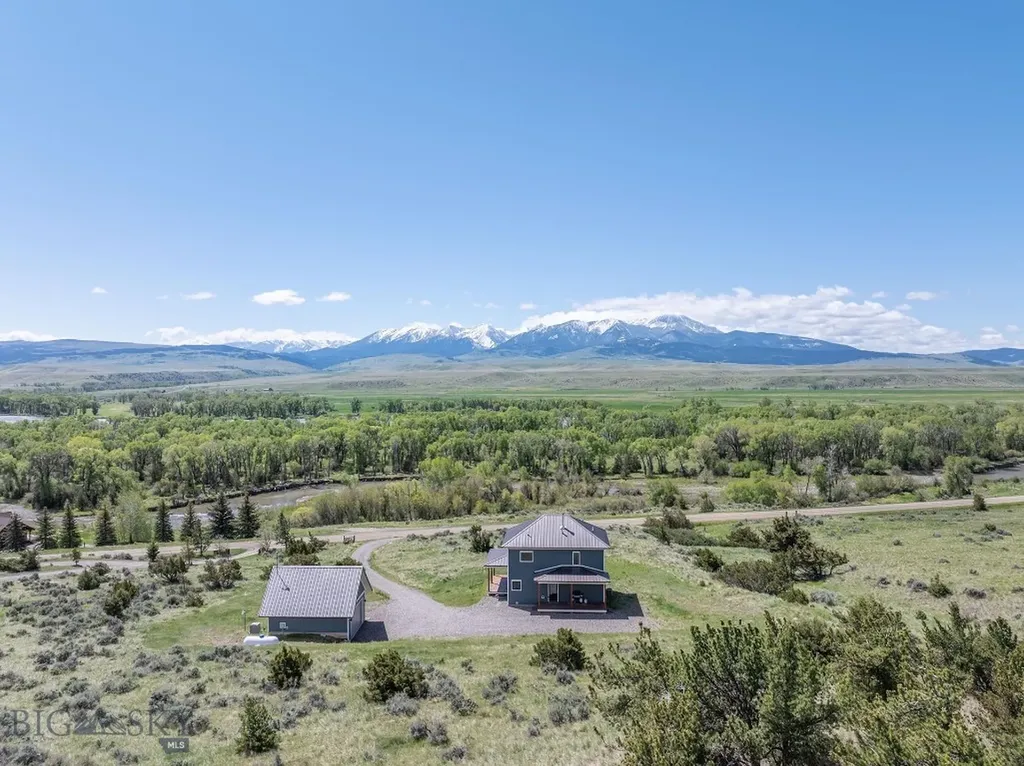 275 Convict Grade Road Livingston MT 59047