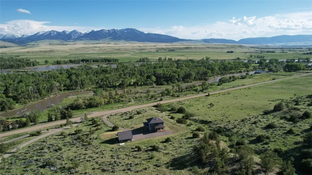 275 Convict Grade Road Livingston MT 59047