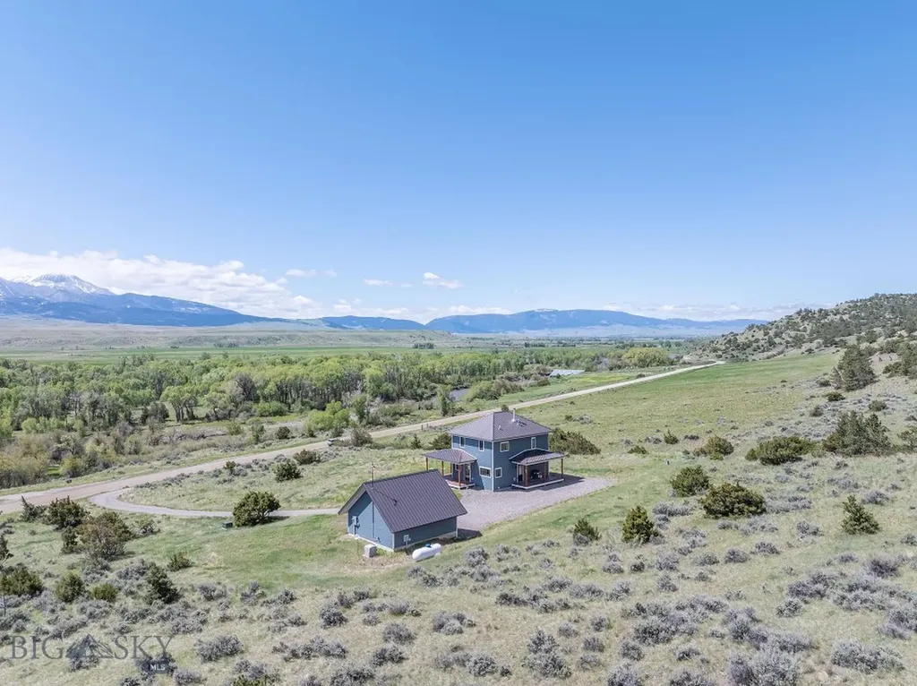 275 Convict Grade Road Livingston MT 59047