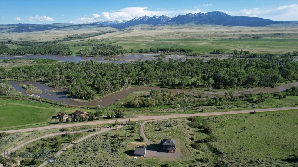 275 Convict Grade Road Livingston MT 59047