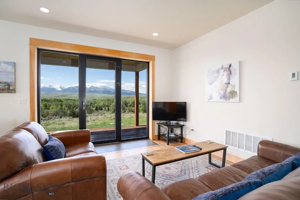 275 Convict Grade Road Livingston MT 59047