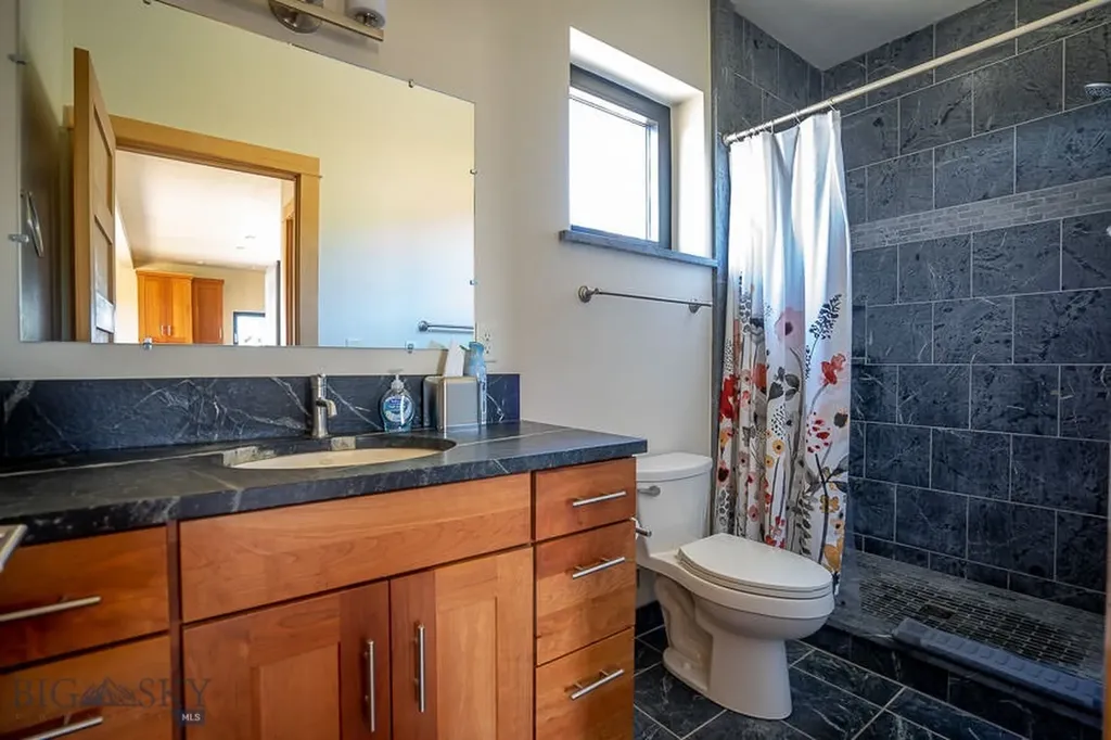 275 Convict Grade Road Livingston MT 59047