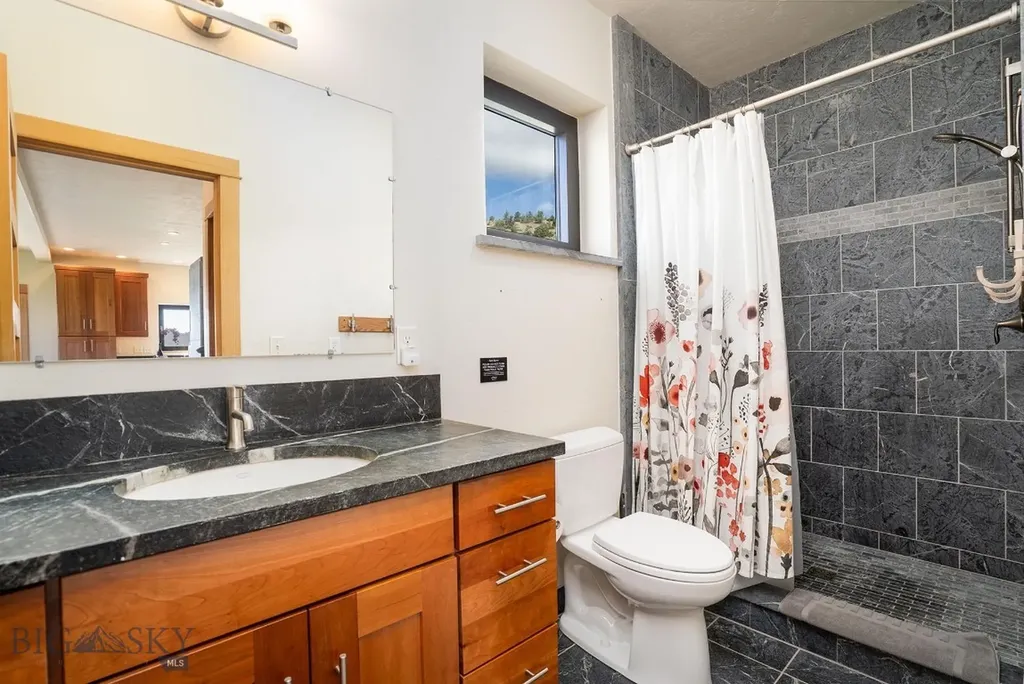 275 Convict Grade Road Livingston MT 59047