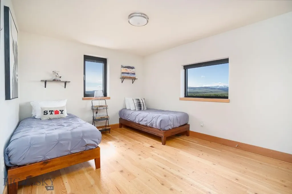 275 Convict Grade Road Livingston MT 59047