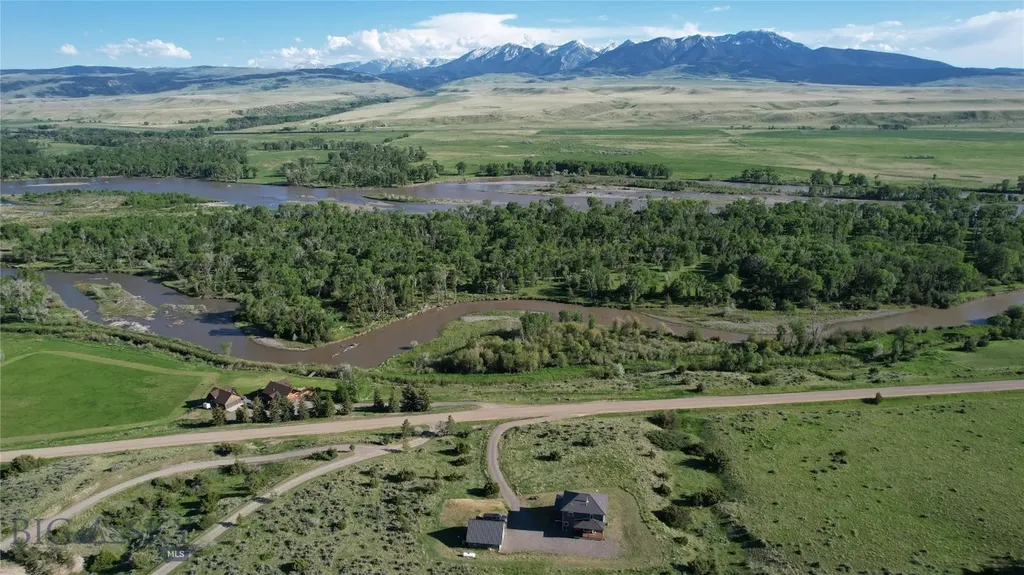 275 Convict Grade Road Livingston MT 59047