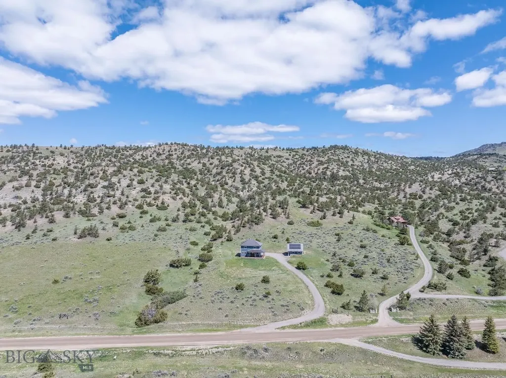 275 Convict Grade Road Livingston MT 59047
