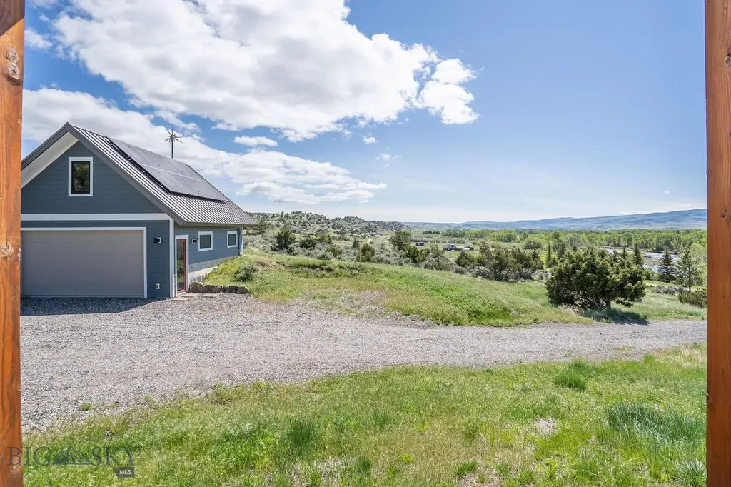 275 Convict Grade Road Livingston MT 59047