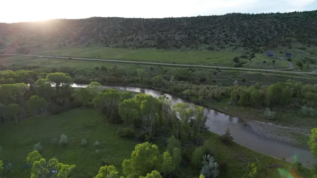 275 Convict Grade Road Livingston MT 59047