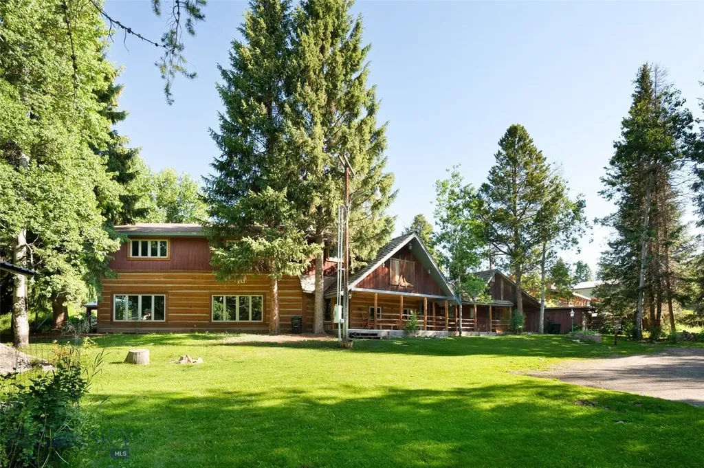 495 Jardine Road Gardiner MT 59030