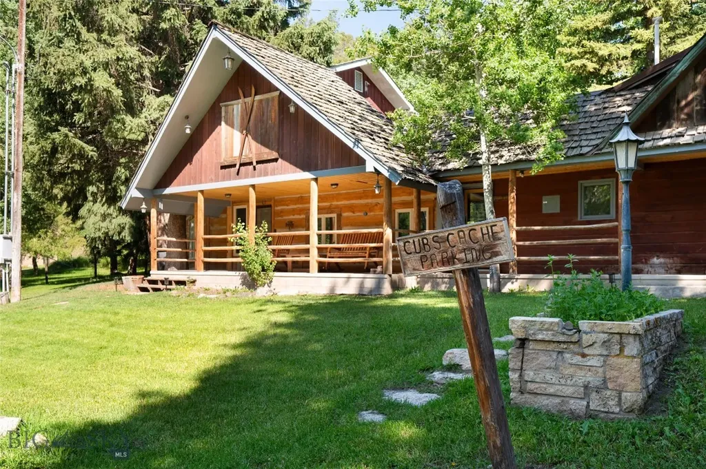 495 Jardine Road Gardiner MT 59030