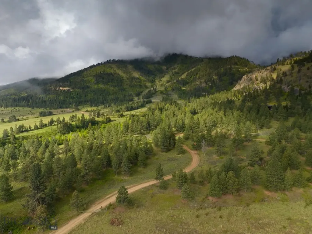 8337 Lamar Trail Lolo MT 59847