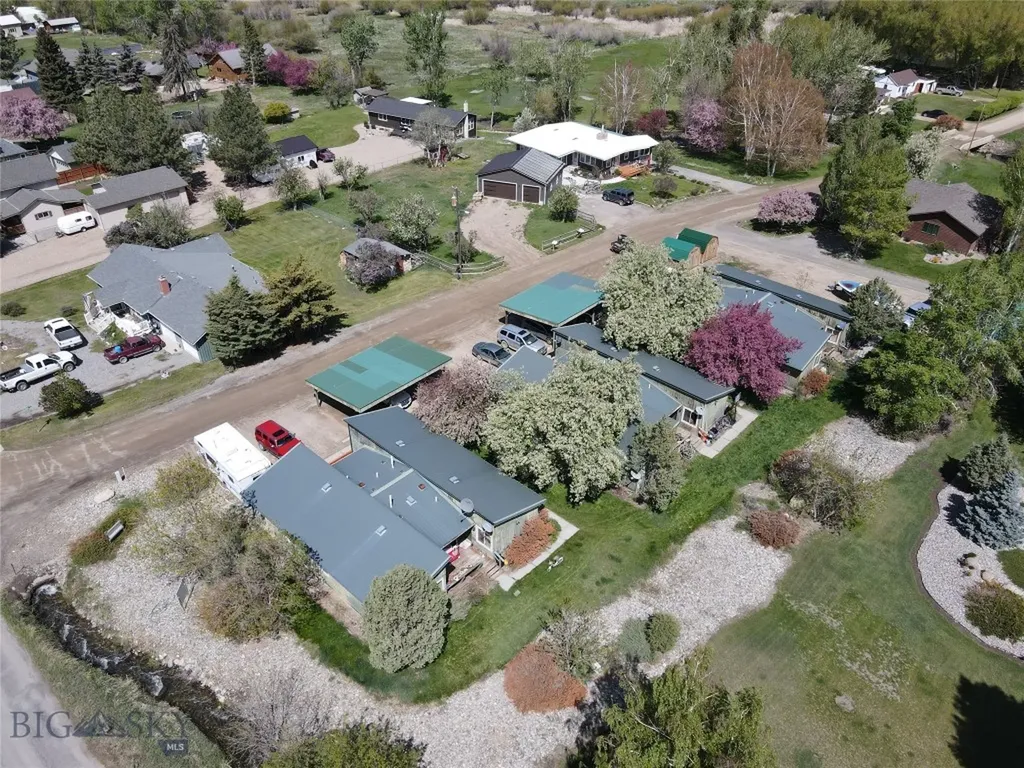 2 Kearney Lane Sheridan MT 59749