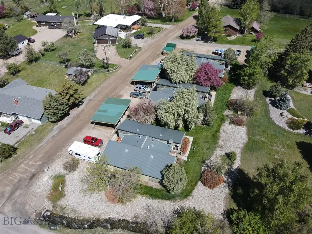 2 Kearney Lane Sheridan MT 59749