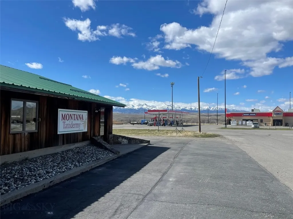 519 W 1st Street Big Timber MT 59011