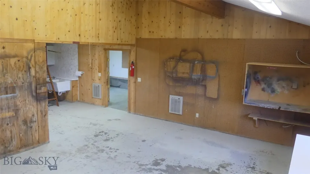 519 W 1st Street Big Timber MT 59011