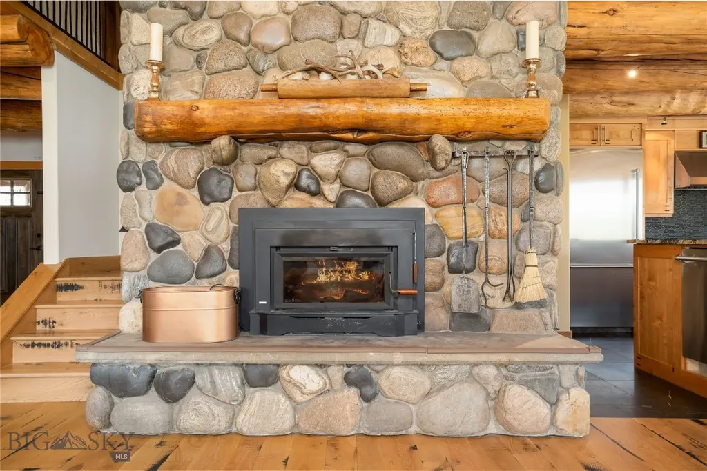 9704 River Road Bozeman MT 59718