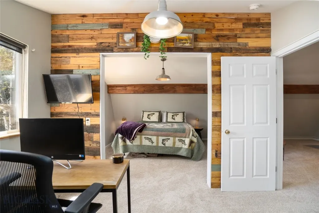 9704 River Road Bozeman MT 59718