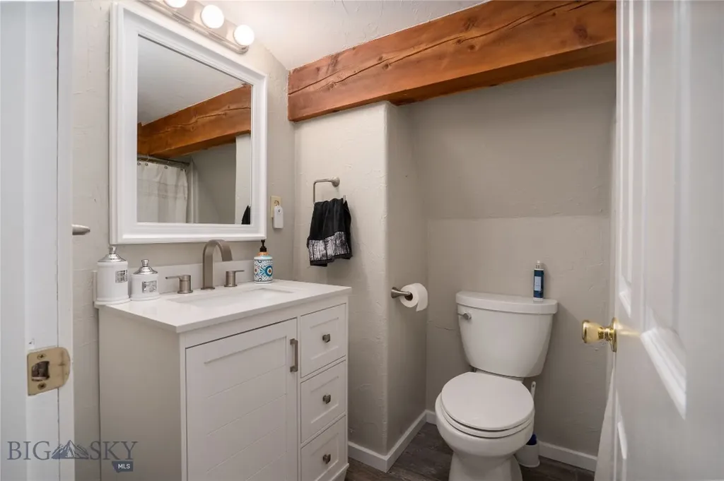 9704 River Road Bozeman MT 59718