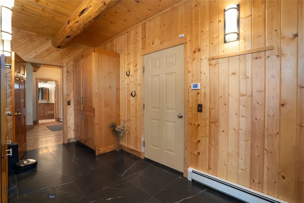9704 River Road Bozeman MT 59718