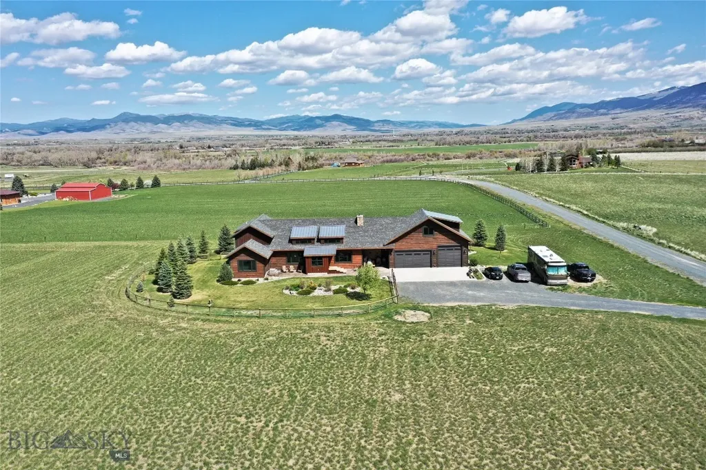 7 N Lewis And Clark Trail Whitehall MT 59759