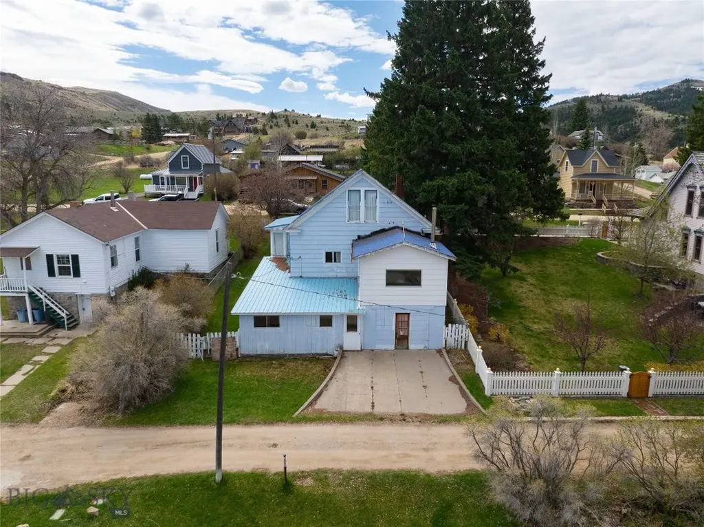 209 E Idaho Street Virginia City MT 59755