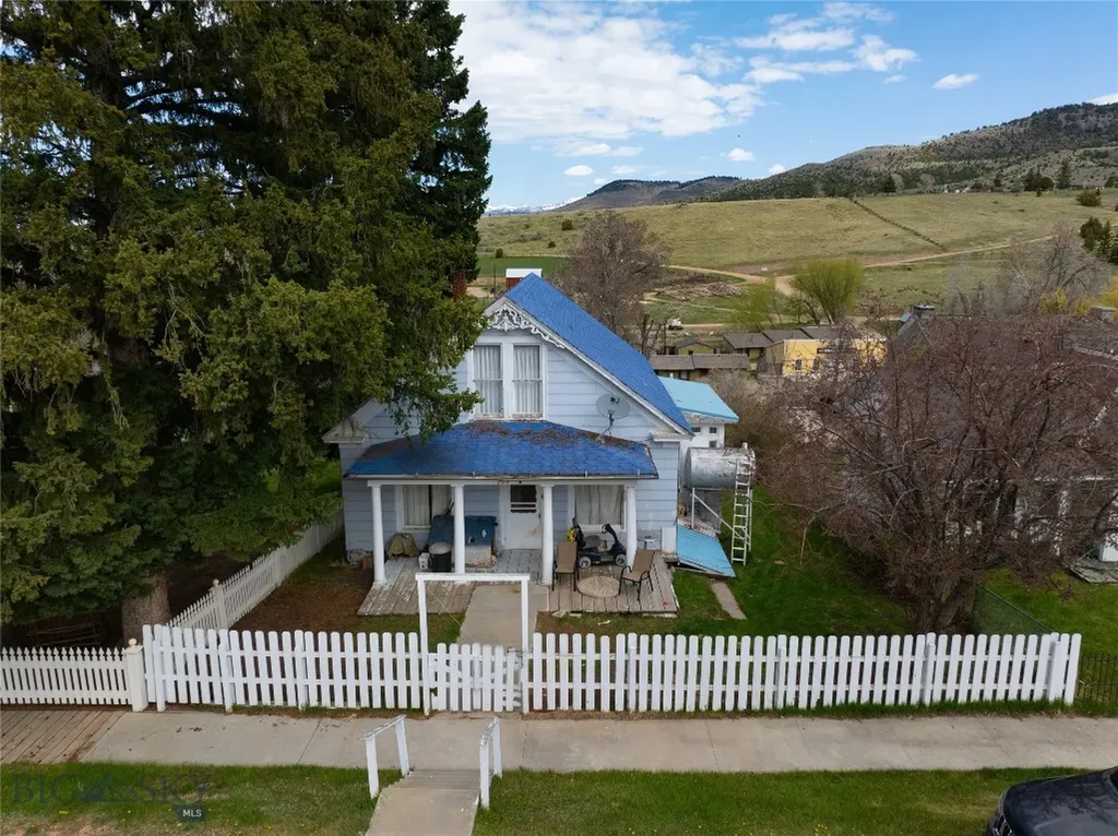 209 E Idaho Street Virginia City MT 59755