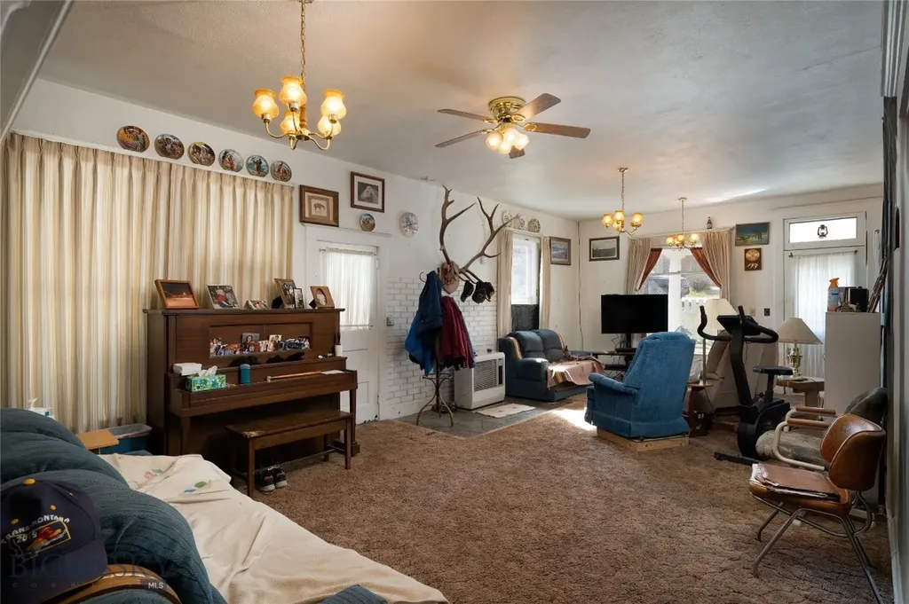 209 E Idaho Street Virginia City MT 59755
