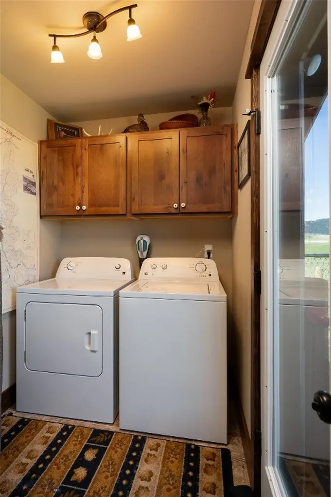 5469 Us Highway 287 Ennis MT 59740