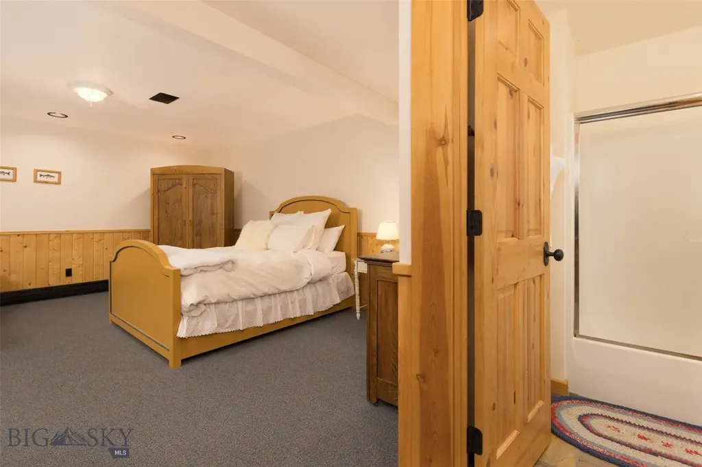 170 Hyalite Drive Big Sky MT 59716
